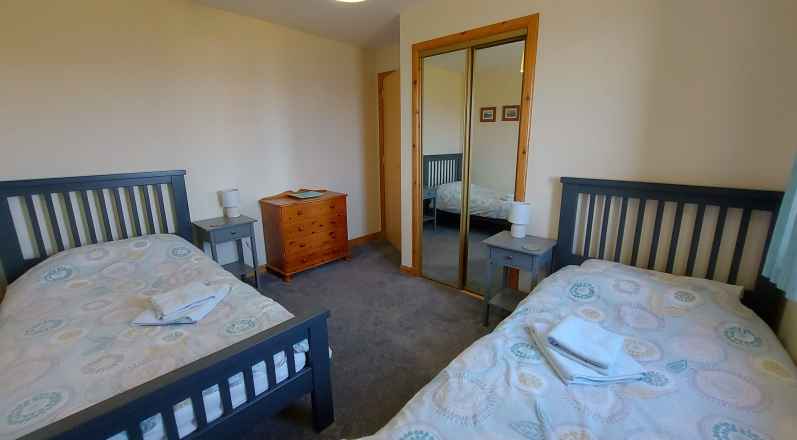Spar Cottage Twin Room